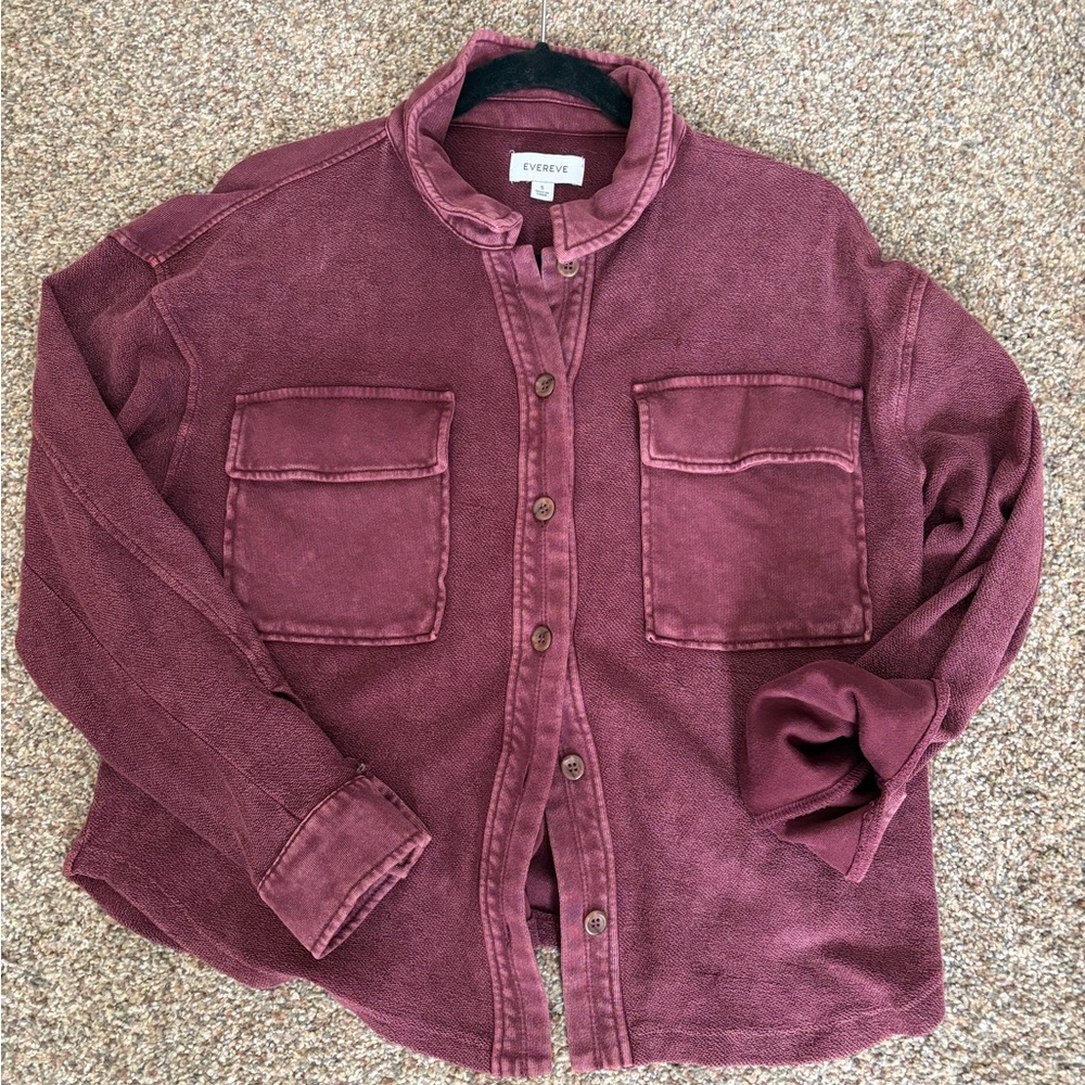 Evereve Maroon Collared Shirt. Soft fabric. Great layering piece!